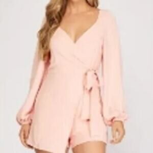 79 SHE & SKY NWT WHITE PETAL WHITE ROMPER